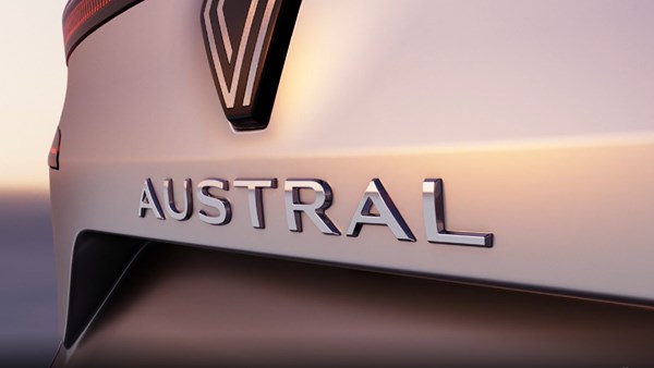 2022 Renault Austral’in konsoluna ilişkin çizim görseli paylaşıldı
