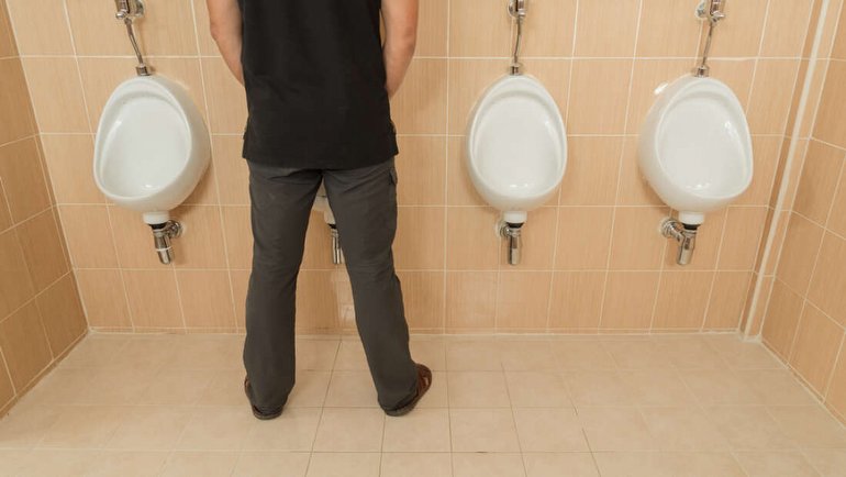 Aşı Karşıtlarından Yeni Öneri: “COVID-19’a Karşı Kendi İdrarınızı İçin”