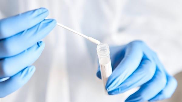 Aşsızlara PCR testi zorunluluğu kalktı