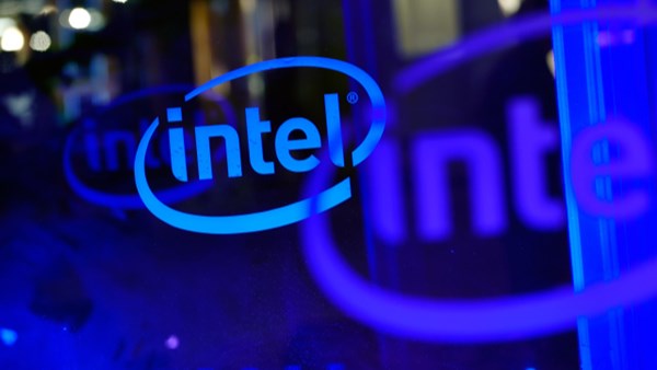 Intel patronu Tayvan yolcusu