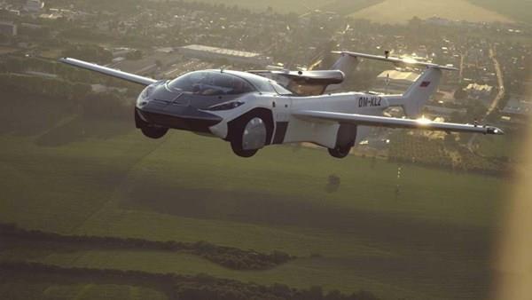Otomobilden uçağa dönüşen AirCar uçuşa elverişlilik sertifikası aldı