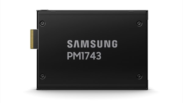 Samsung PM1743 SSD ile PCIe 5.0 yarışına katılıyor