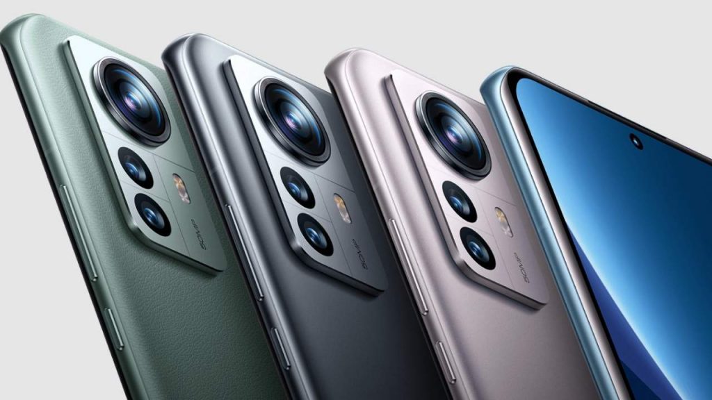 Xiaomi 12 Pro, Avrupa’ya geliyor!