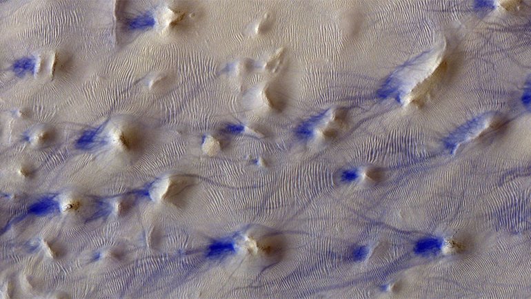 Kızıl Gezegen Mars’tan Ürkütücü Görüntü: İşte “Şeytanın Ayak İzleri”