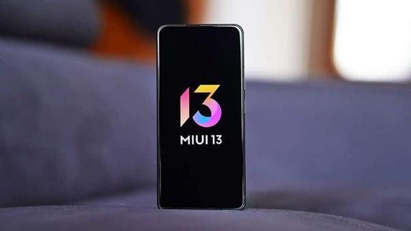 Poco akıllı telefonlar için MIUI 13 global test programı başladı