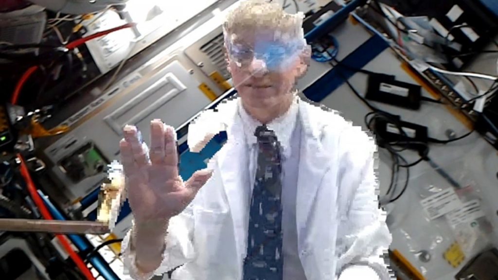 Bir doktor, “holoportasyon” teknoloji ile Uluslararası Uzay İstasyonu’na “ışınlandı”