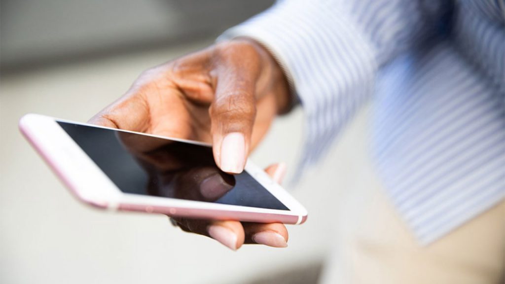 Cep telefonlarında uygulanan ÖTV matrahında düzenleme yapıldı. Yeni kararla bazı modellerin fiyatlarının düşmesi bekleniyor