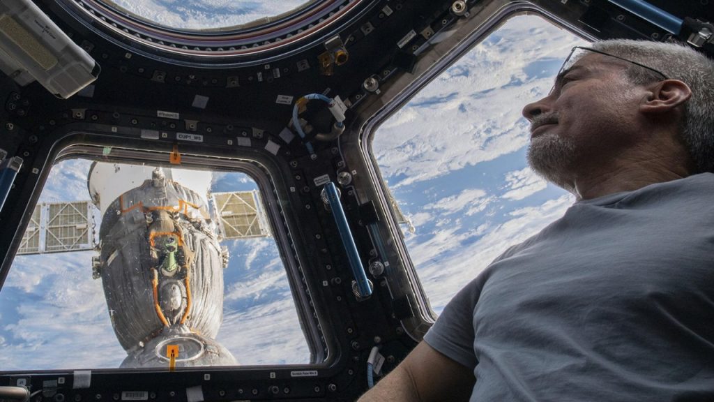 Rusya, NASA astronotunu uzayda bırakacak iddiası!