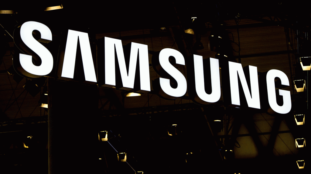 Samsung için şok iddia: Apple ile şarj aletleri için dalga geçmişti!