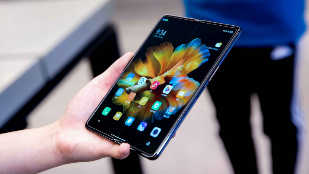 Xiaomi MIX Fold 2’nin ekran özellikleri belli oldu!