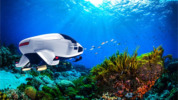 Dünyanın ilk su üzerinde ve altında gidebilen deniz botunun üretimine başlandı
