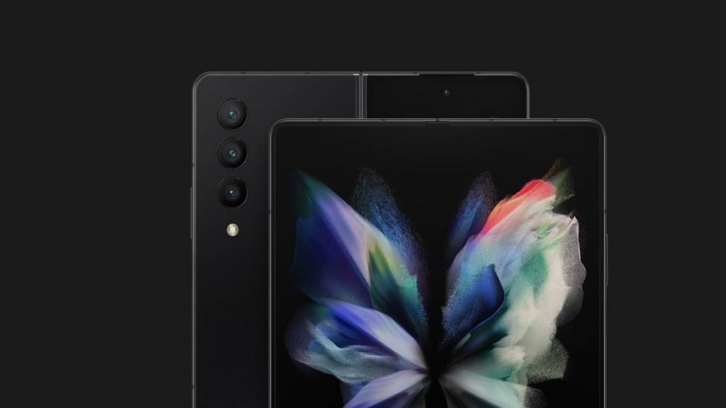 Galaxy Z Fold 4 render görüntüleri ortaya çıktı