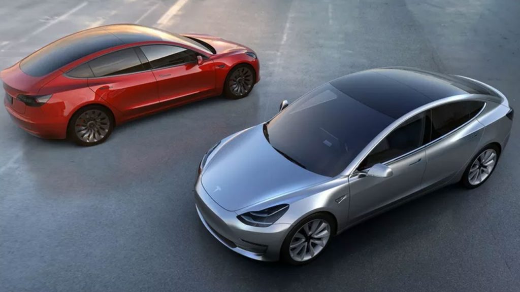 Hacker’lardan şaşırtan bir yöntem daha: Tesla otomobilleri sadece Bluetooth ile çalabiliyorlar!