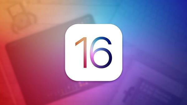 iOS 16’yı bekleyenleri üzecek haber: İlk genel beta sürümü gecikecek