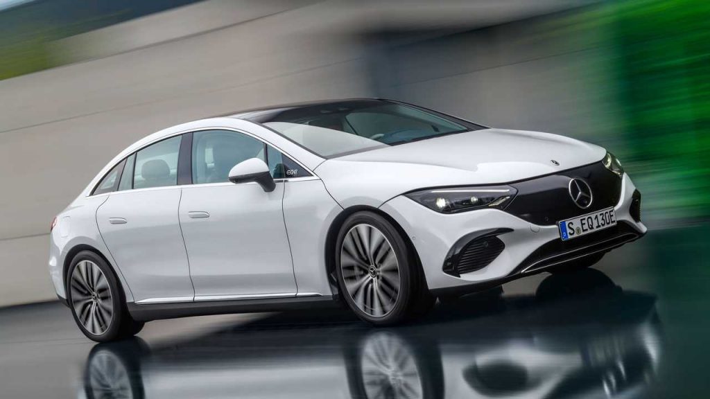Mercedes-Benz EQE Türkiye’de satışa sunuldu: İşte özellikleri ve fiyatı!