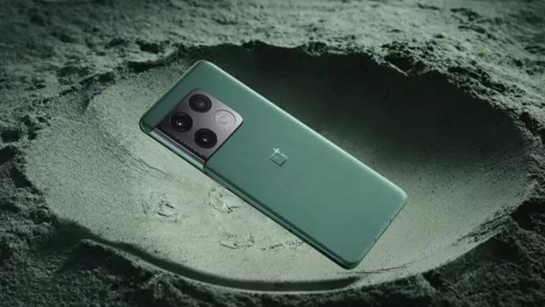 OnePlus 10 Ultra ilk kez periskop kameraya yer verecek