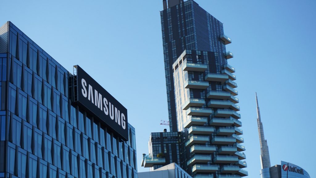Samsung, Galaxy Z Fold 4 pilleri için seçimini yaptı; akıllara yine Galaxy Note 7 pil felaketi geldi