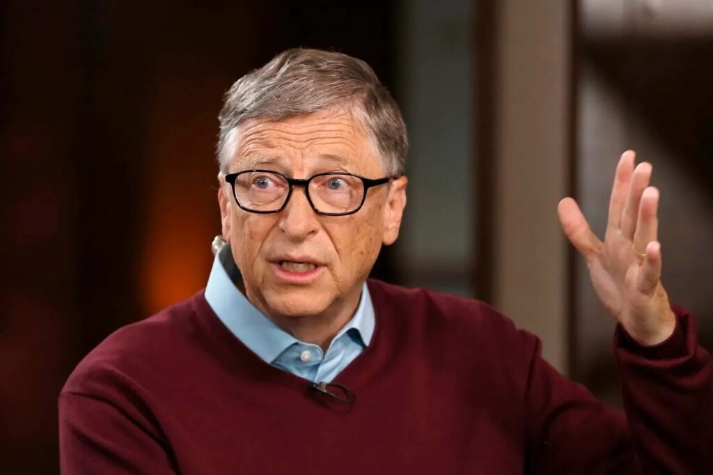 Bill Gates: Yapay zeka 18 ay içinde çocuklara okumayı öğretmeye başlayacak