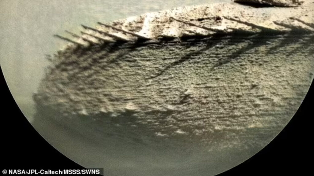 Mars’ta bir garip keşif daha: Bu sıra dışı cisim ne olabilir?