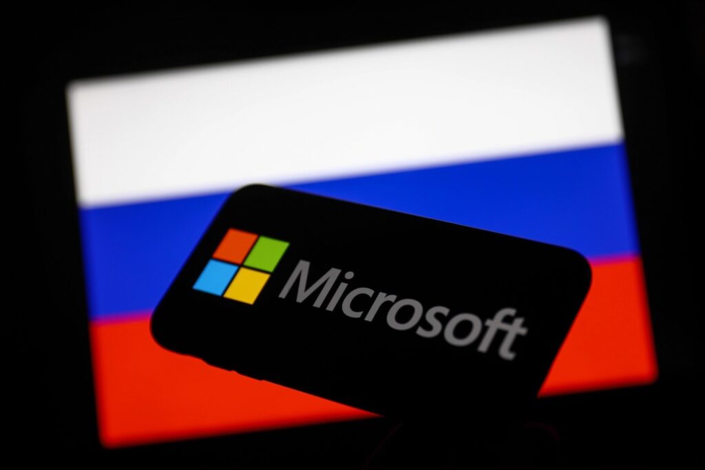 Microsoft, Rus özel şirketlerle çalışmaya devam edecek