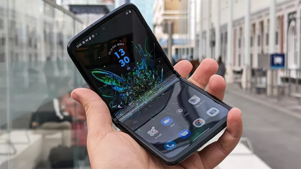 Motorola’dan bir değil, iki yeni katlanabilir telefon geliyor: Görüntüler ortaya çıktı
