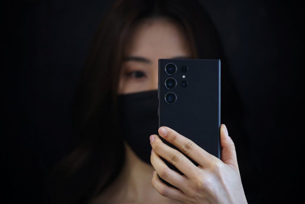 Samsung resmen çakıldı: Kaybedilen paranın haddi hesabı yok!