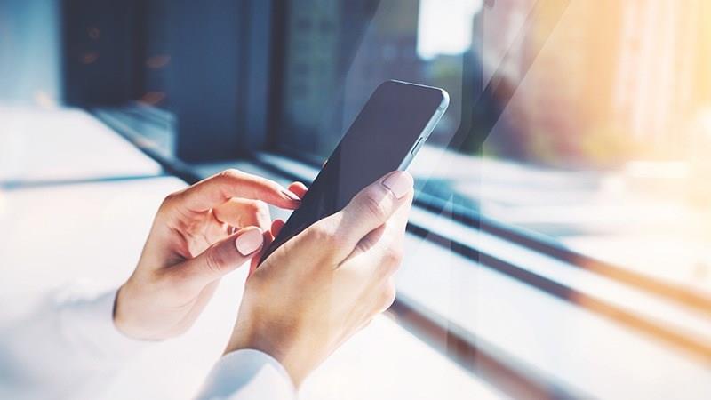 Üniversite öğrencilerine telefon ve bilgisayarlarda vergi muafiyeti geliyor