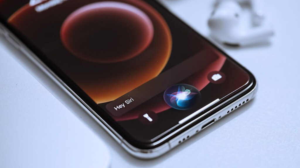 Apple’ın Siri’si, yapay zeka savaşını kaybediyor: Katili ChatGPT ve Bing mi olacak?