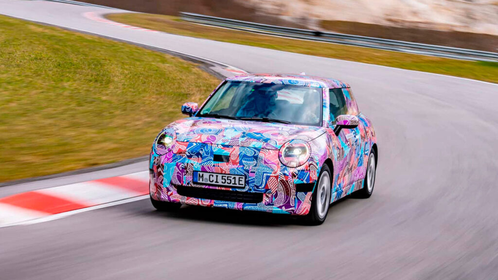 Elektrikli MINI Cooper iki farklı versiyonla geliyor!
